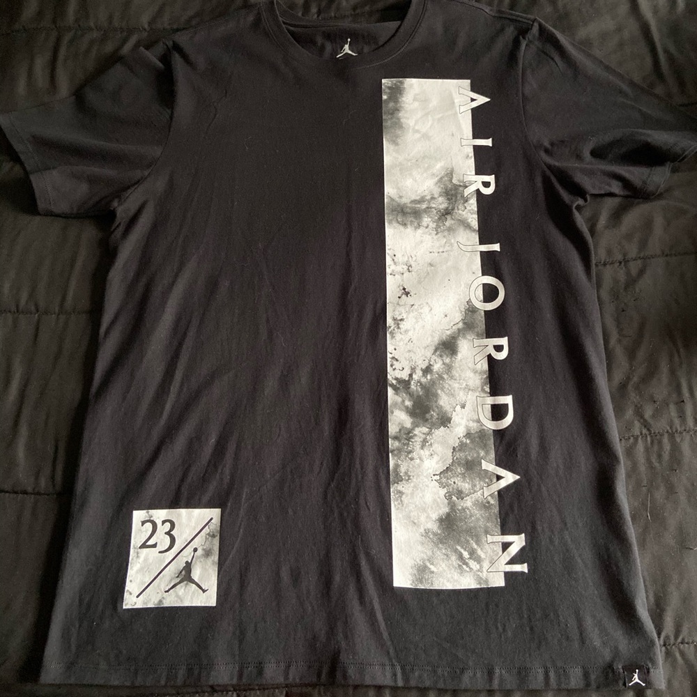 Jordan T shirt SZ LG